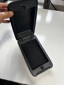 2005 2010 SCION TC CENTER CONSOLE BLACK ARMREST LID STORAGE OEM - Foto 1 di 3