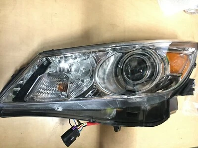 FARO XENÓN CROMO OCULTO CONDUCTOR IZQUIERDO BUICK LACROSSE 2010-2012 (22743218) Foto 1 de 4