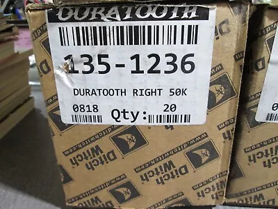 DITCH WITCH 135-1233 & 135-1236 CARBIDE TRENCHER CUP TEETH, (4 LH & 4 RH) OEM - Image 1 of 4