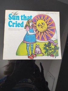 The Sun That Cried Vintage Book - Picture 1 of 4