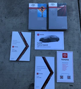 2021 21 Toyota Camry COMPLETO Manuale del proprietario OEM + Set libretti di navigazione - NUOVO - Foto 1 di 5