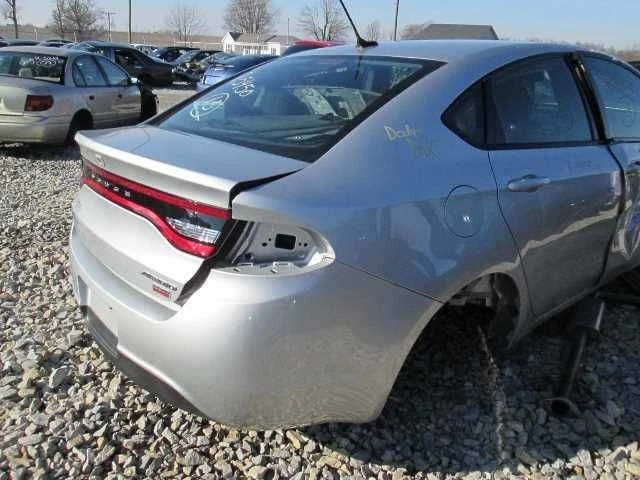 13 14 DODGE DART CUARTO DERECHO CRISTAL 212422 Foto 1 de 1