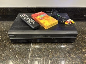 Toshiba DVR620KU DVD-Recorder VHS Player Videorecorder Dubbing Kombi HDMI Fernbedienung getestet - Bild 1 von 13