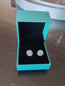 14 Karat White Gold Over Sterling Silver Real 4ct Moissanite Size 10mm - Picture 1 of 5