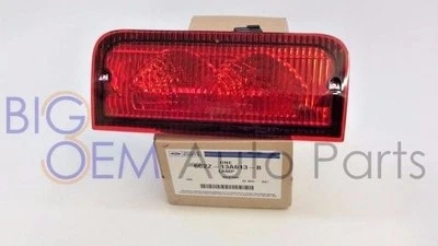 Tercera luz de freno montada en el techo trasero Ford E-150 E-250 E-350 2007-2014 original OEM Foto 1 de 4