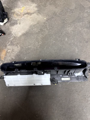 Cuadro de instrumentos velocímetro Toyota Prius 2014-2015 indicadores A6U2V Foto 1 de 3