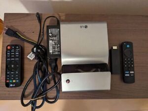 LG PH450UG Ultra Short Focus LED Projector Built-in Battery 450lm 10Wh Used