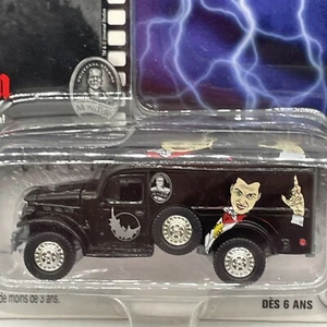Johnny Lightning Universal Studios Monsters Dracula WC54 Ambulance WWII Neu - Bild 1 von 4