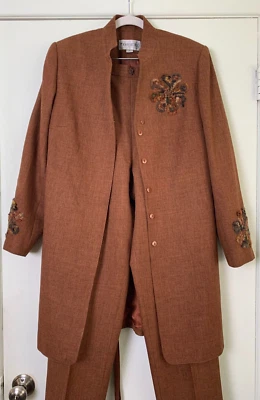 TRAJE PANTALÓN JOHN MEYER MARRÓN LÍNEA LARGA BORDADO CON CUENTAS TALLA 10 Foto 1 de 4