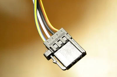 2003-2011 Saab 9-3 93 Sedan Right Side Tail Light Bulb Socket Plug Wire 4733242 - Image 1 of 3