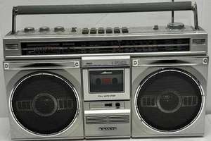 VTG 80’s Sanyo M9935K Boombox Stereo Cassette Tape Deck Recorder Radio Working! - Picture 1 of 3