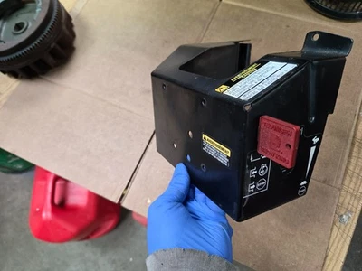 Genuine Tecumseh HMSK80 Snow Blower Engine Carb Cover Heater Box  35057A  36547A - Image 1 of 3