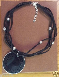 CUENTAS SILPADA SS / COLLAR DE CUERO MARRÓN DE 5 HEBRAS CON COLGANTE CON CARCASA DE PLUMA N1433   - Imagen 1 de 1