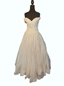 💍 Elegant Off-Shoulder Wedding Dress - A-Line Ball Gown S - Picture 1 of 7