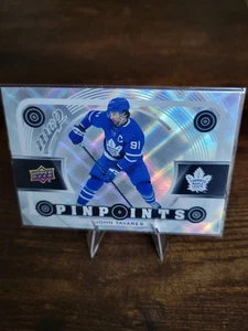 Upper Deck MVP 2022-23 - Pinpoints John Tavares #PP-24 - Foto 1 di 3