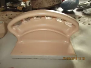 PORTASPAZZOLINO VINTAGE PORCELLANA/CERAMICA BEIGE CHIARO SI MONTA A PARETE - Foto 1 di 2