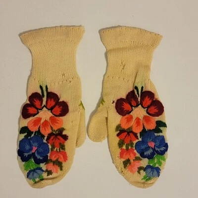 Vintage 50s Swedish Hand Knit Floral Acrylic Gloves Ladies S/M READ - Image 1 of 4