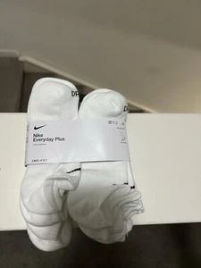 Women’s Nike Everyday Performance PLUS NO SHOW Socks White 6 Pairs Dri Fit NWT - Picture 1 of 4