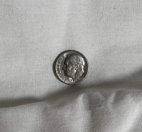 Gorgeous 1982-D 10C Roosevelt Dime Cover