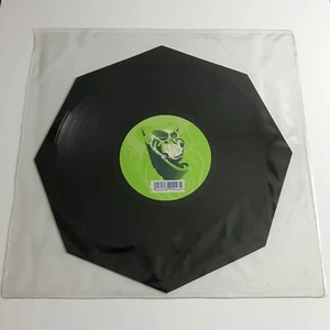 Dynamic Duo - The Drummer/It's The New Style 10" Oct Shaped Record - JOKER 46 - Picture 1 of 3