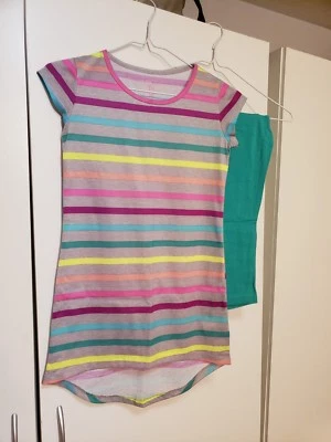 Conjunto de camisa y pantalón Xhilaration para niñas con rayas multicolores talla M Foto 1 de 4