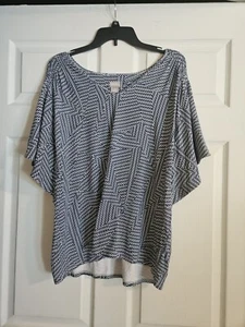 Chicos Women's 3/4 Batwing Sleeve Blue Geometric White Shirt Sz 3 XL Elastic - Picture 1 of 3