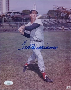 Ted Williams Boston Red Sox Signed 8x10 Glossy Photo JSA Authenticated - Picture 1 of 2