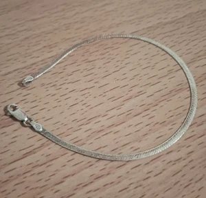 Vtg 925 Italian Italy Sterling Silver 2.5mm Herringbone Bracelet 8 1/4 inches - Picture 1 of 3