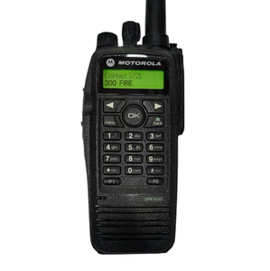 OEM Motorola MOTOTRBO XPR 6550 VHF 136-174MHz 2 Way Radio Antenna Needs Battery - Picture 1 of 9