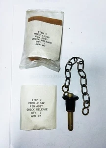 P/N MBEU 61342 Martin Baker MK10 Ejection Seat, ground safety Pin assy. - Bild 1 von 4