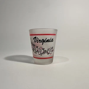Virginia Souvenir mattiertes Schnapsglas rot Kardinal Vogel Logo Blumen 2" - Bild 1 von 7