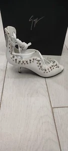Giuseppe Zanotti Sandalia Zapato Piel Blanco Mujer Cn Tachuelas Talla Ue 34,5 - Imagen 1 de 9