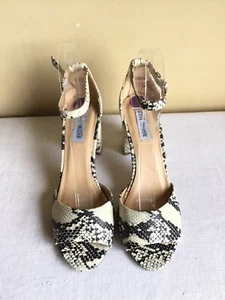 Womens Steve Madden Ankle Strap Block Heel Open Toe Snakeskin High Heel Size 8.5 - Picture 1 of 6