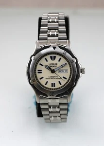 Lorus Sports Watch Men Silver Stainless Steel 100m Day Date Lumibrite Quartz - Picture 1 of 6