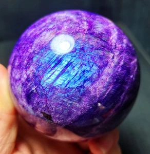 RARO 534,7 g Natural Pulido Púrpura Luz de Luna Cristal Esfera Bola Curativa R1996 - Imagen 1 de 12