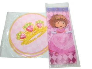 Strawberry Shortcake Fraisinette 2005 Party Supplies 2 Loot Bags 4 Wall Decor - Picture 1 of 5