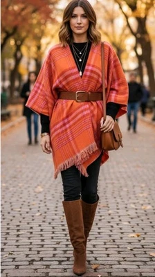 Nuevo con etiquetas Poncho Juicy Couture Reversible Flecos Dobladillo Cuadros Ruana Marrón  Foto 1 de 4