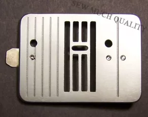 NEEDLE THROAT PLATE Zig Zag Janome NewHome Schoolmate S-3015 Singer 3011 3012 + - Picture 1 of 3