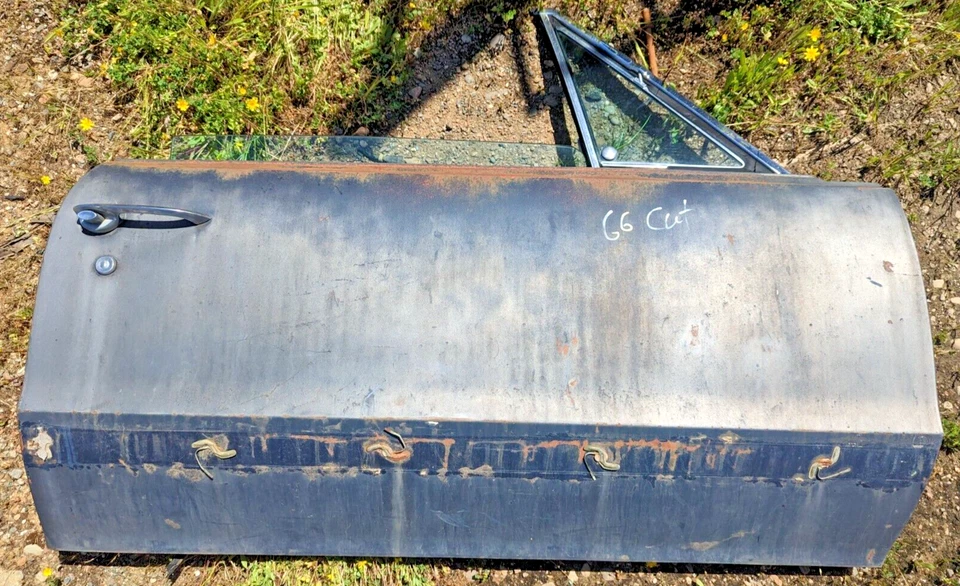 Oldsmobile Cutlass 442 1966 1967 2 puertas ht convertible puerta derecha carcasa OEM Foto 1 de 4