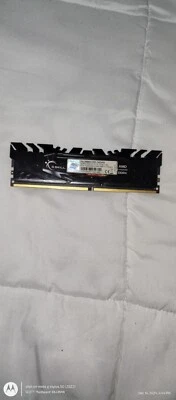 G.Skill F4-3200C16D-16GFX 16GB Flare X for AMD 1DDR4 3200MHz Memory Modules - Image 1 of 2
