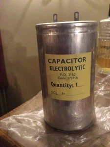 CAPACITOR ELECTROLYTIC P.O. 3160 CODE 372416 DCL 71 100V *LARGE VINTAGE UNUSED - Picture 1 of 6