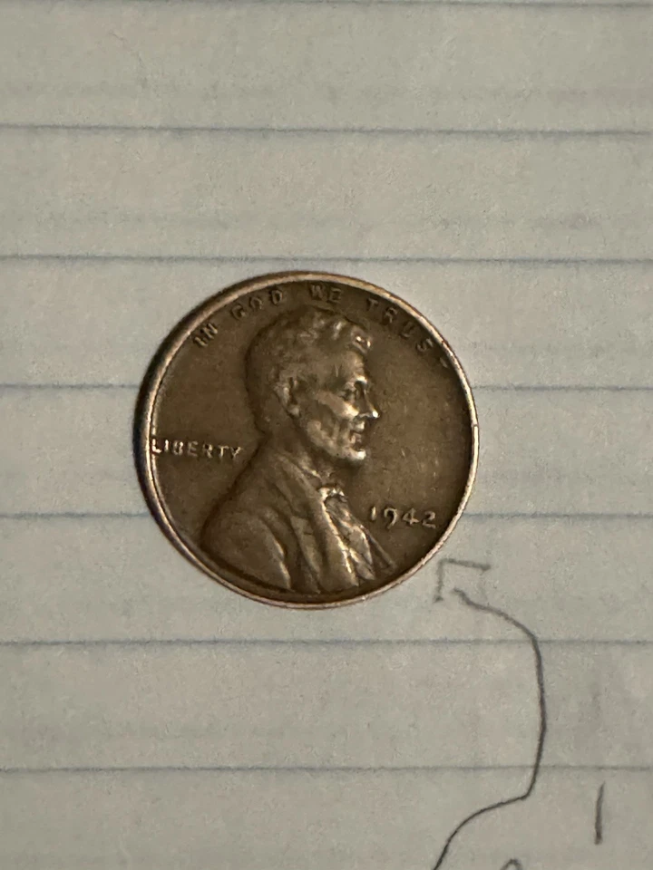 1942 And 1972 Pennies No Mint Mark In Same Spot ￼1942 Is A Wheat Penny Other Not - Image 1 of 4