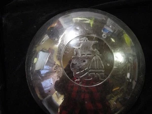 Tapacubos de plato para perro Plymouth Special Deluxe Cupé Serie P 1940 Dealer Aftermarket - Imagen 1 de 2