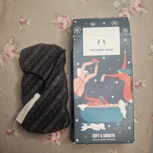 The Body Shop Buff & Smooth Konjac Body Sponge Exfoliator Deep Skin Cleanser New - Picture 1 of 1