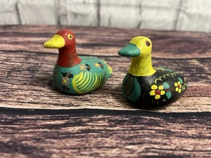 Vtg Mexican Pottery Terra Cotta Mini Ducks Figurine Hand Painted 2 Piece Lot - Picture 1 of 6
