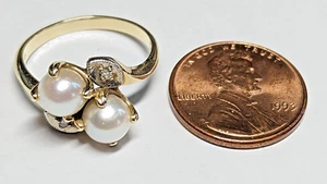 14K YELLOW GOLD PEARLS & DIAMONDS RING SIZE 6 1/2 HALLMARKED 14K 3.9 GRAMS - Imagen 1 de 19