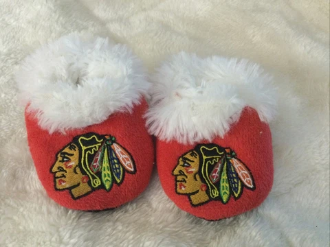 Forever Collectibles NHL Chicago Blackhawks Infact Size Small Slippers Cover