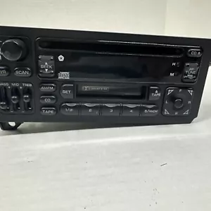 94-02 Dodge Chrysler Jeep Caravan Ram Dakota OE AM FMRadio CDCassette 4704383/DC - Bild 1 von 9