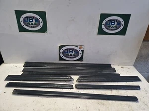 RANGE ROVER P38 LOWER DOOR MOULDING TRIMS - Picture 1 of 10