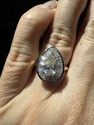 Natural Diamond Engagement Ring 14k Gold GIA Pear Baguette Shape Size 6 Preowned - Image 1 of 4